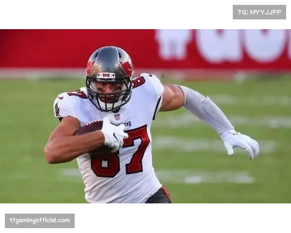 酋长近端锋凯尔西接球次数与码数领跑全队 酋长近端锋凯尔西接球次数与码数领跑全队